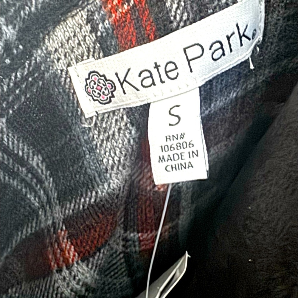 Katie Park comfy chic Loggin look flannel shirt for women in size small - Picture 9 of 11